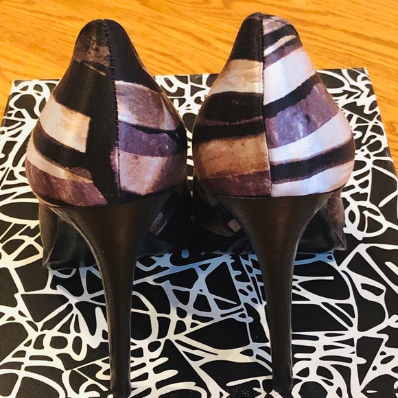 🔥 Diane von Fürstenberg DVF Heels ✨ - Picture 3 of 5